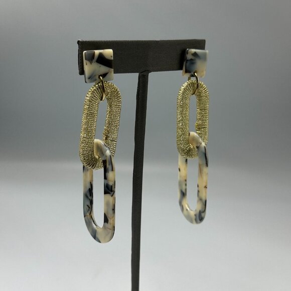 3/$30 Chain Link Dangle Earrings Gold Tone Marble Acrylic Geometric Drop 3 Inch - Picture 1 of 8